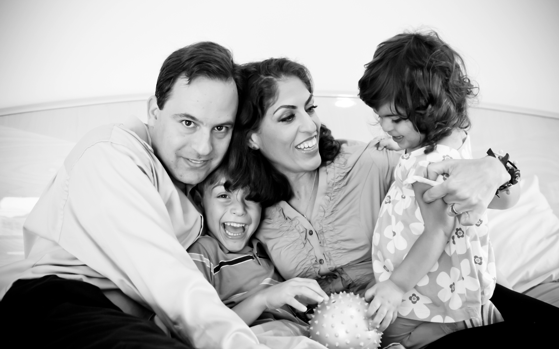 Rose Pierce Just Add Color Families. Redondo Beach Family Photography